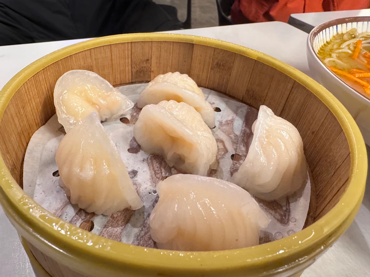 Steamed Prawn Dumplings 6 pcs 蒸虾饺
